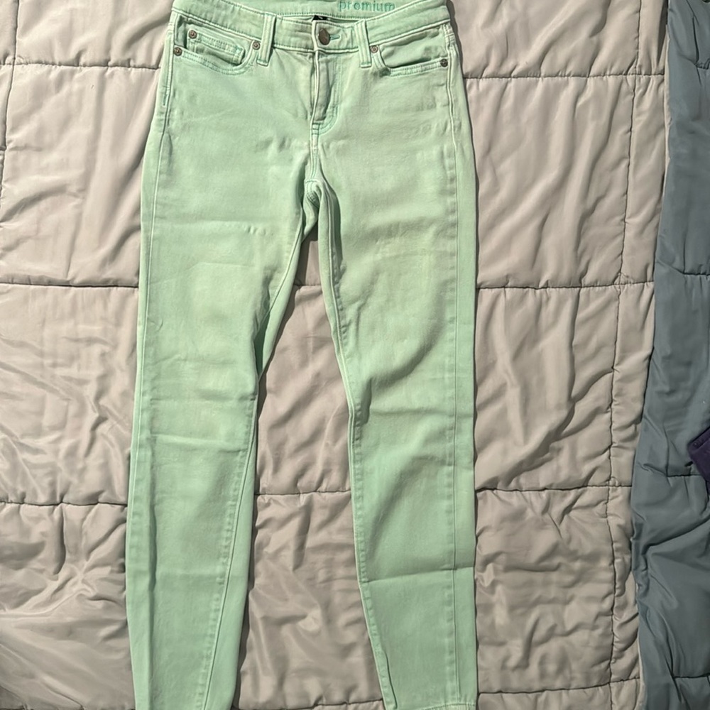Gap green skinny jeans
